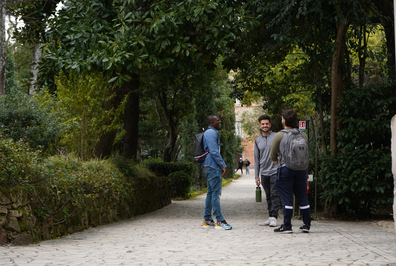 Rome City Institute students walking together on the campus path