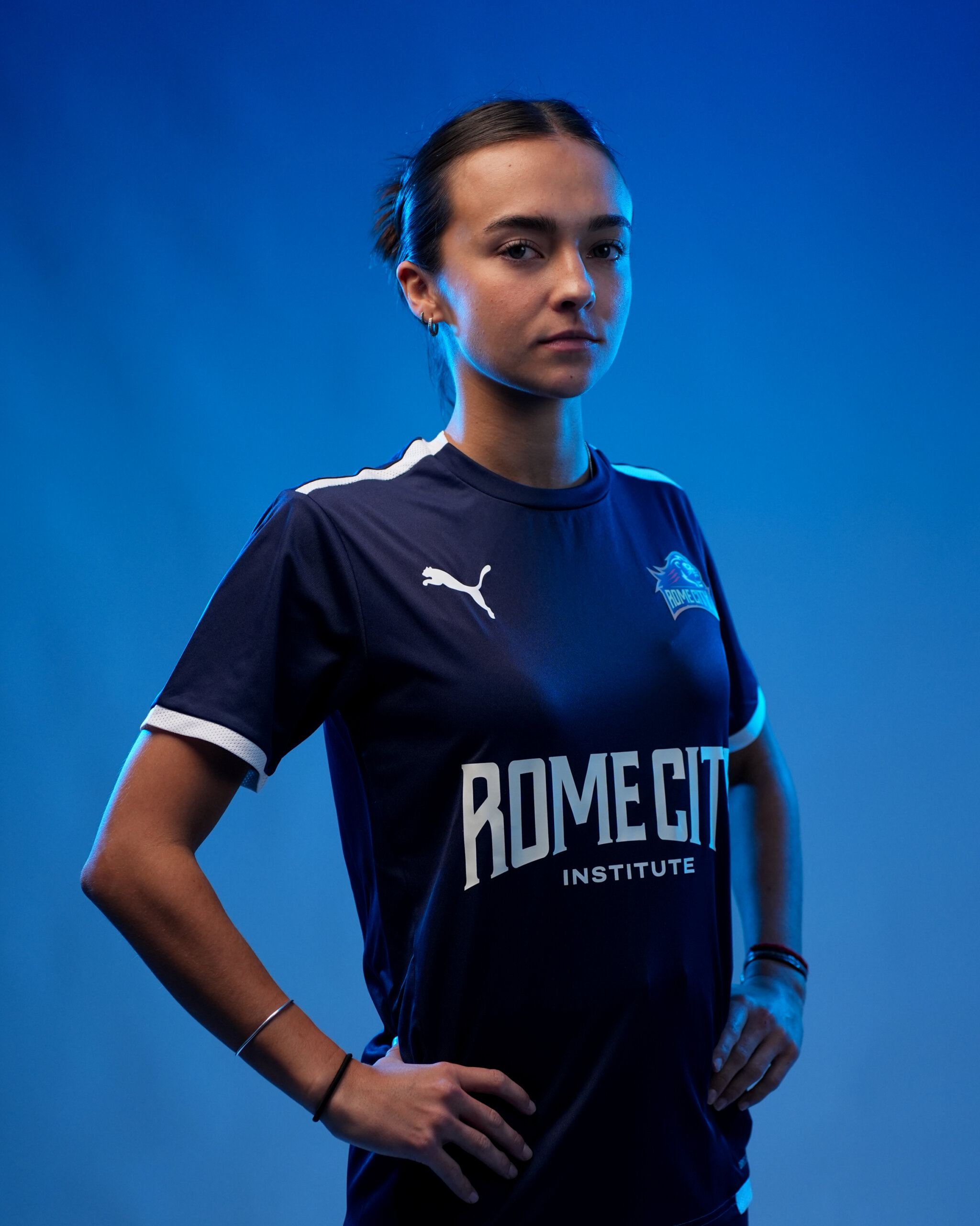 Rome City Institute women's soccer player in RCI Serie C team kit
